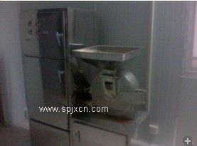 二手萬(wàn)能粉碎機設備出售